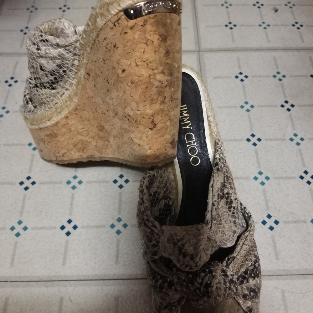Jimmy Choo - Picture 2 of 3
